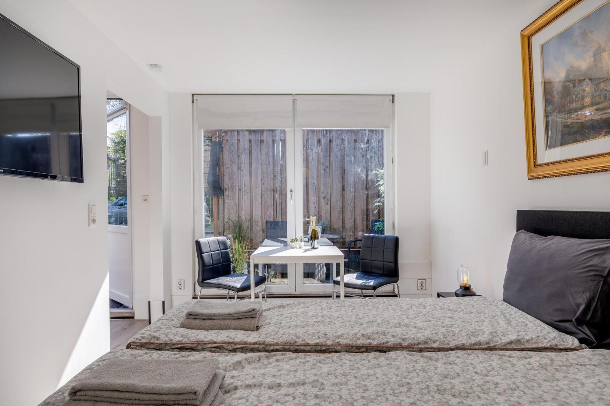 Luxe Wellness Apartment Apeldoorn With Jacuzzi And Sauna エクステリア 写真