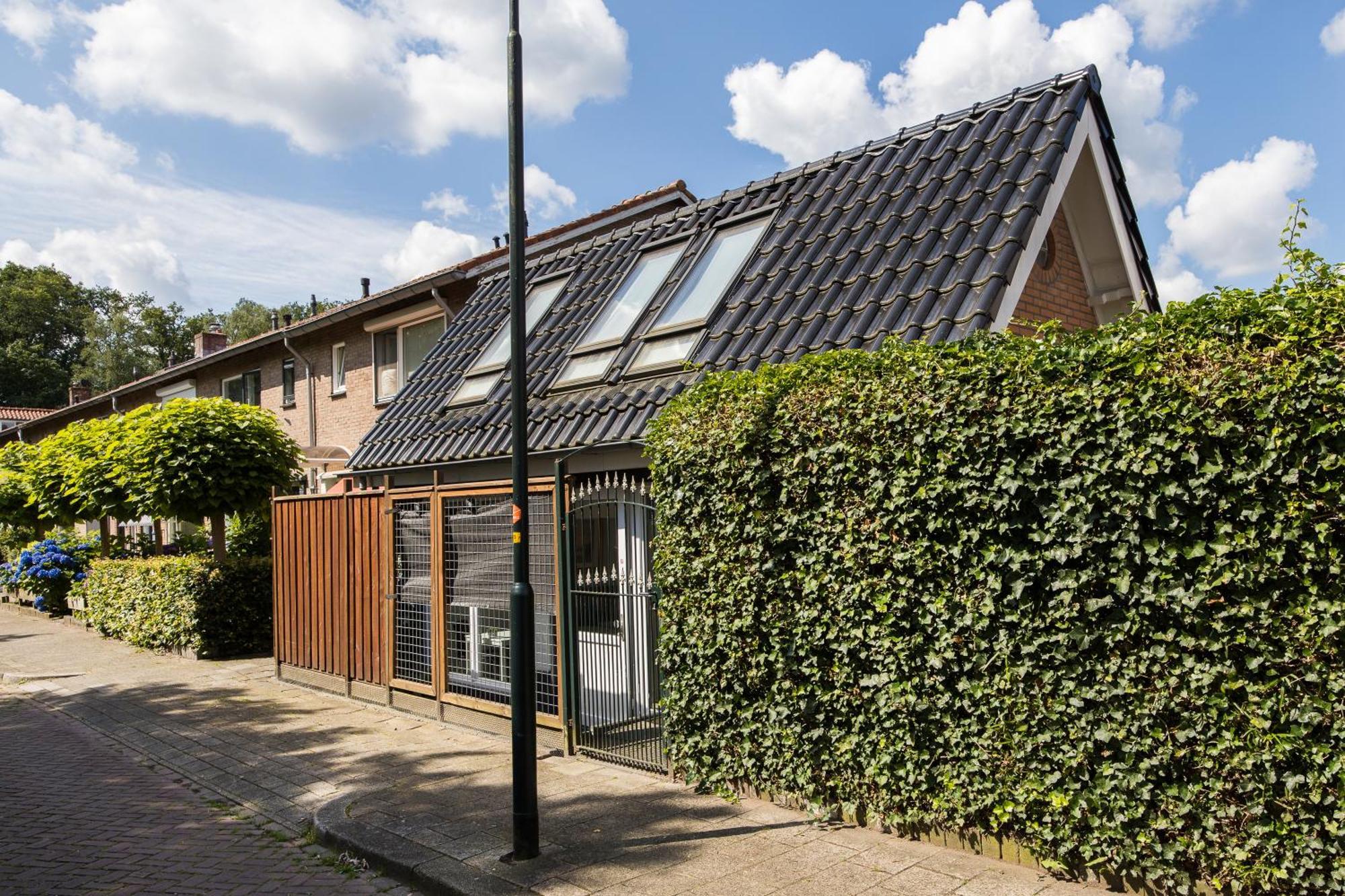 Luxe Wellness Apartment Apeldoorn With Jacuzzi And Sauna エクステリア 写真