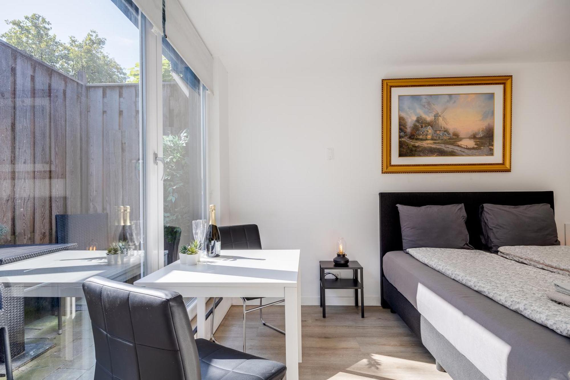 Luxe Wellness Apartment Apeldoorn With Jacuzzi And Sauna エクステリア 写真