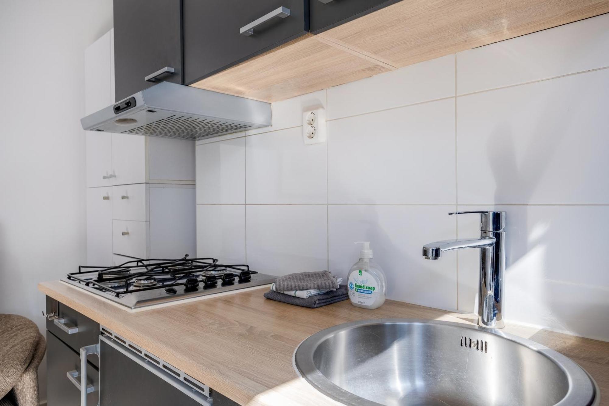 Luxe Wellness Apartment Apeldoorn With Jacuzzi And Sauna エクステリア 写真
